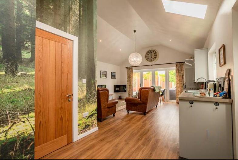 Guest Homes - Little Highlands Holiday home *
