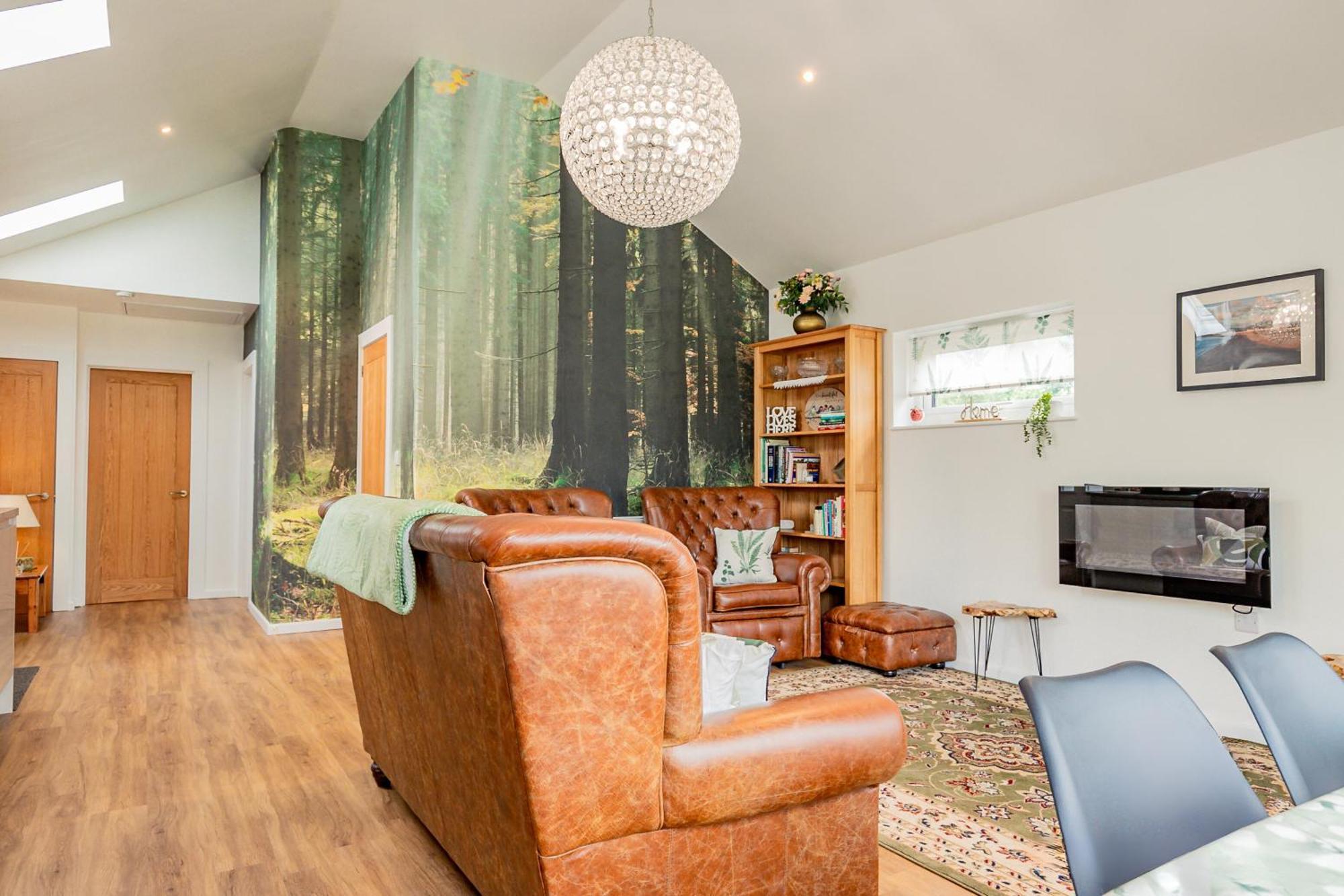 Guest Homes - Little Highlands Holiday home *